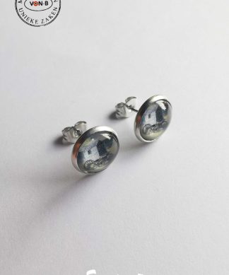 James Ensor, Badkoets op het strand - Oorbellen