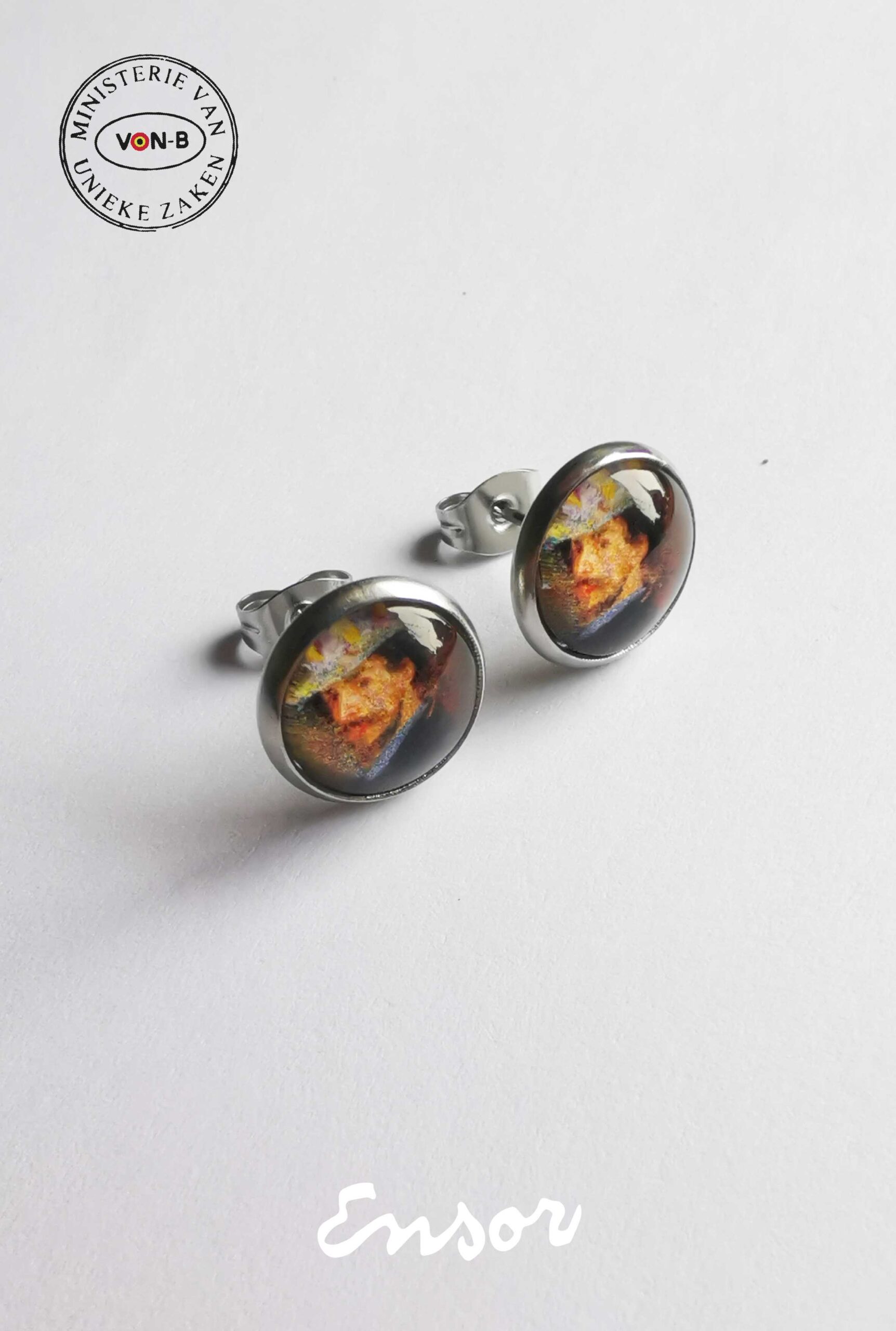 James Ensor, Zelfportret met bloemenhoed - Oorbellen